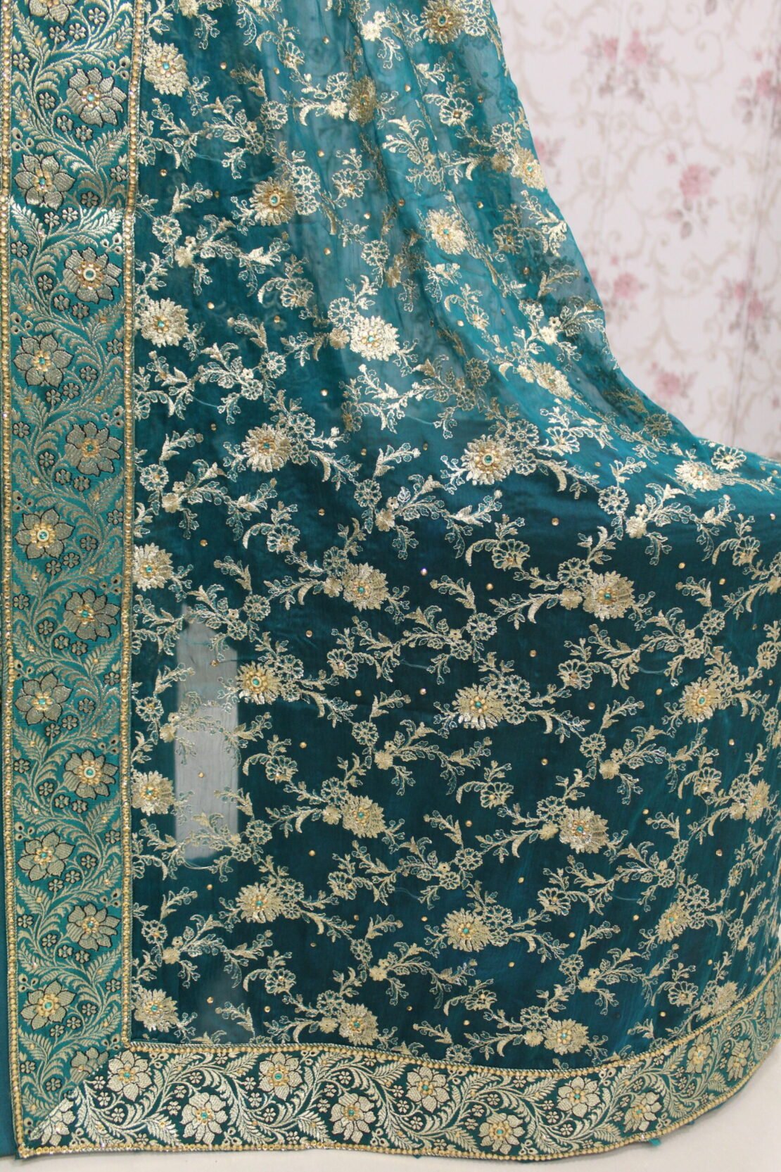 Kamkhuwab Shalwaar Suits - Image 3